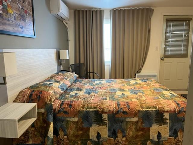 Hotel Motel Le Regent Квебек Экстерьер фото